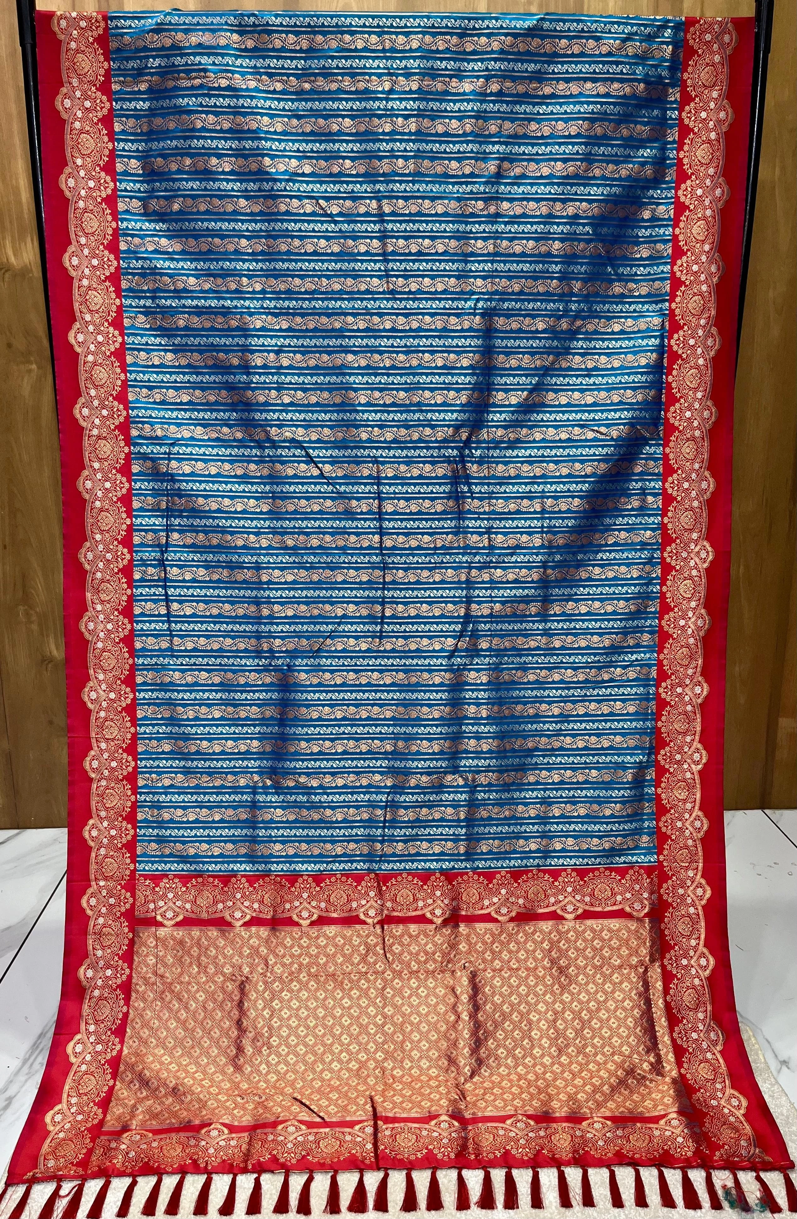 Zari-woven Soft Silk Saree with Unstitched Blouse-Blue-1