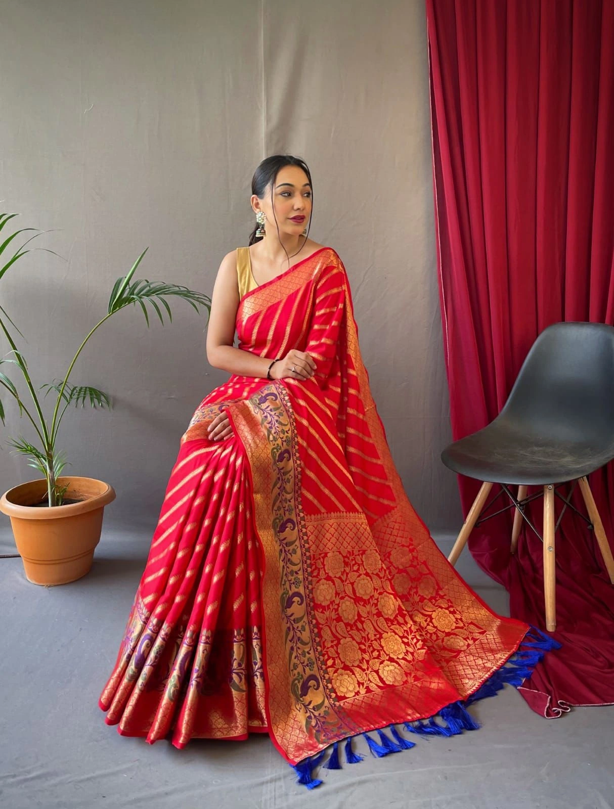 Pure Silk Zigzag Weave Saree with Rich Pallu and Brocade Blouse-Red-3