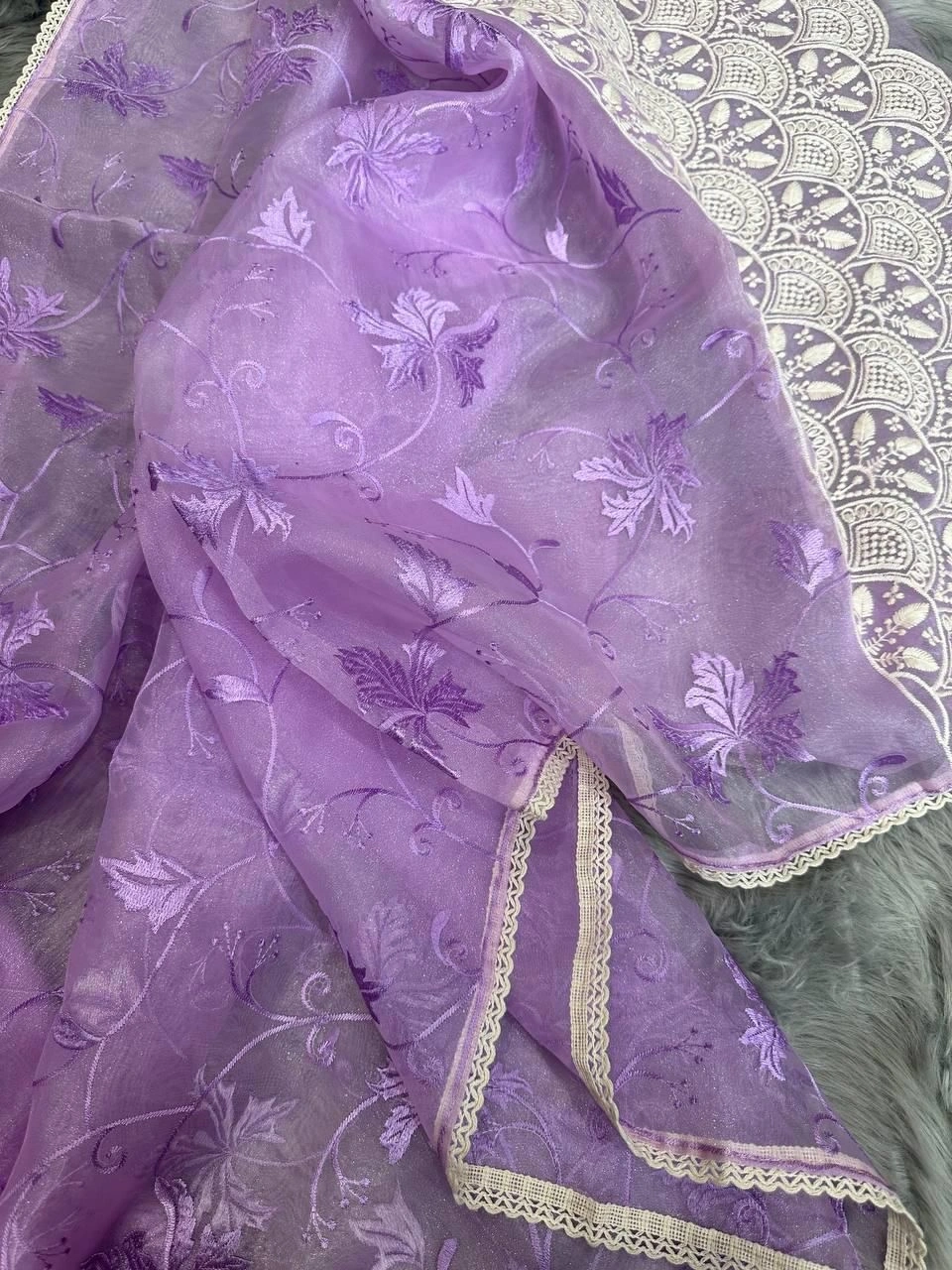 Refined Silk Saree with Lucknowi Chikankari Embroidery-Lavender-2