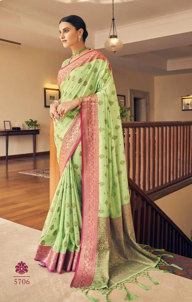 Zari Weave Silk Saree with Rich Pallu &amp; Tassels-RMNX-Ananta-Pista