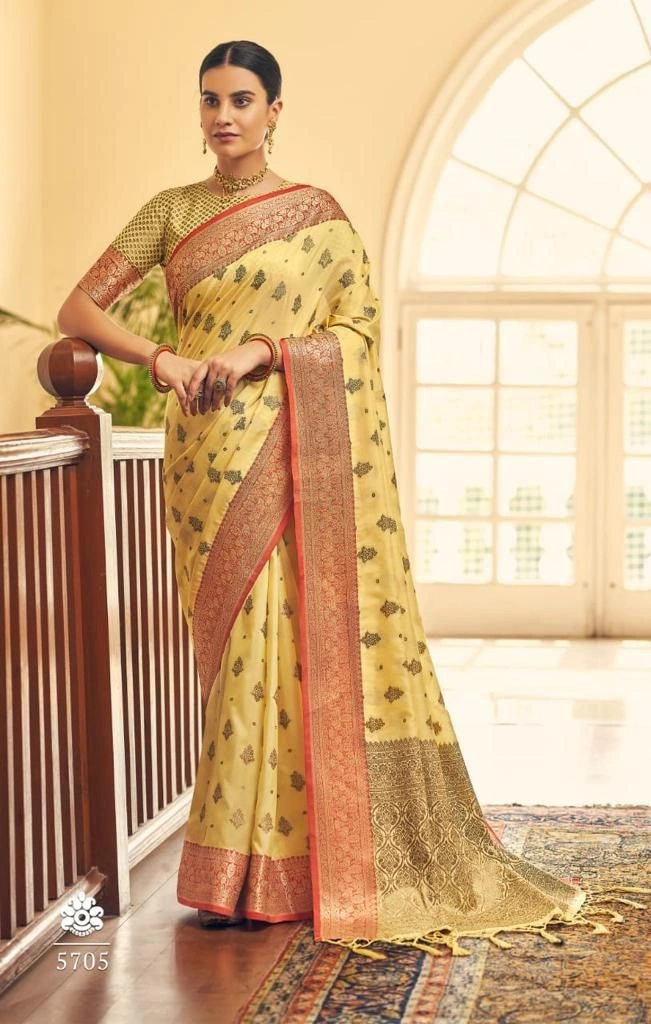 Zari Weave Silk Saree with Rich Pallu &amp; Tassels-RMNX-Ananta-Yellow