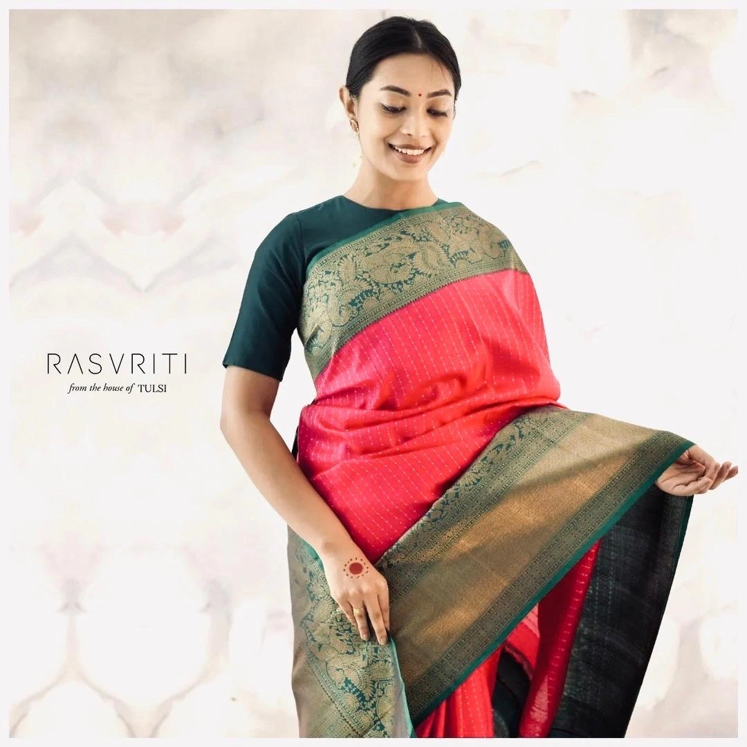 Soft Banarasi Silk Saree: Elegant and Lightweight-Red-1