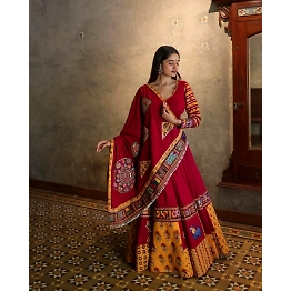 YNF Muslin Cotton Lehenga Set with Silk Inner and Mirror Work