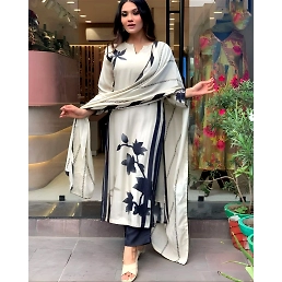 Pure Muslin Digital Print Kurti Set with Heavy Digital Organza Dupatta
