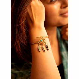 beautifully crafted dream catcher bracelet