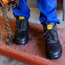 Safety Shoes-1