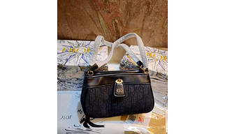 Leather bag
