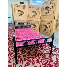 Sahni Metal Folding Bed with mattress Attached 6x3