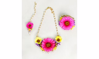 Lime By Manika Sunflower Floral set of Necklace, Bracelet, Maang Teeka -Magenta