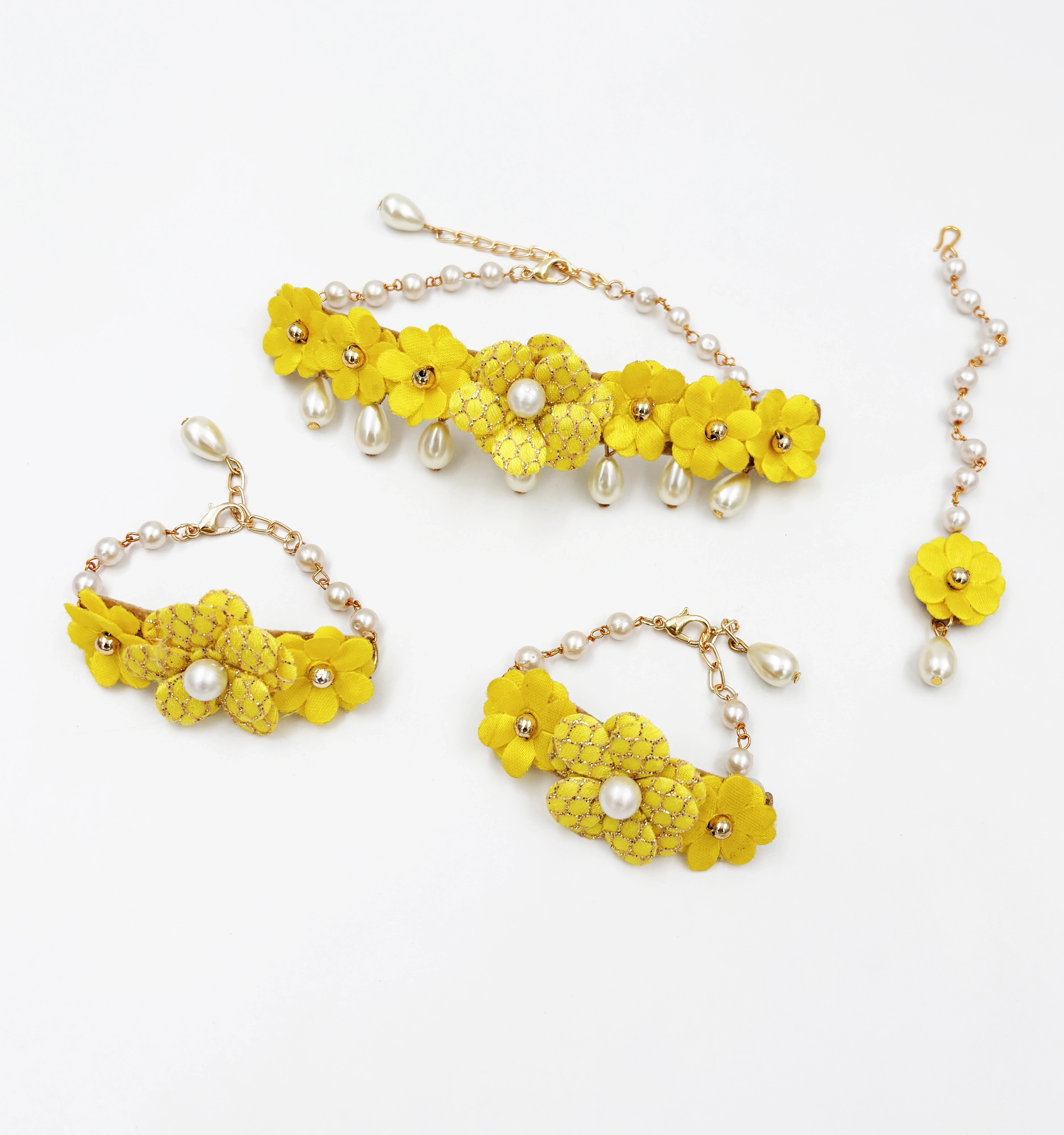 Lime By Manika Sadabahar Floral Set of Necklace, 2 Bracelets &amp; Maang Teeka- Yellow, Gold-2