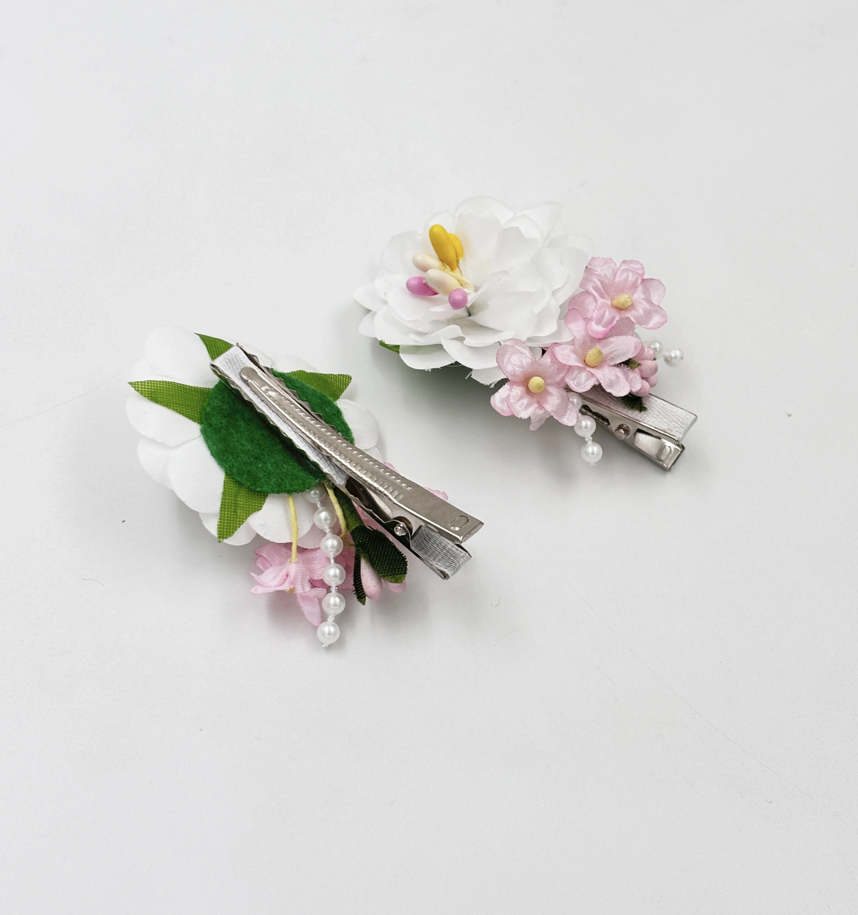 Lime By Manika Flower Garden Hair Clips- White, Pink-2