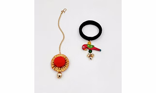 Pom Pom & Parrot Detailed Navratri Maang Teeka & Rubber Band Set- Red