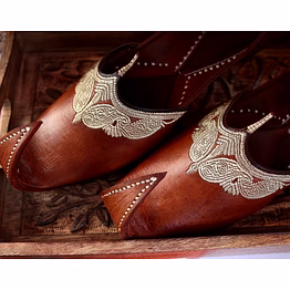 urbanic india royal king style mojari, ancient silver work for treditional