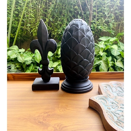whittling pine cone &amp; fleur de lis-1