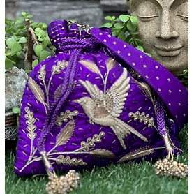 Mauve zardozi potli
