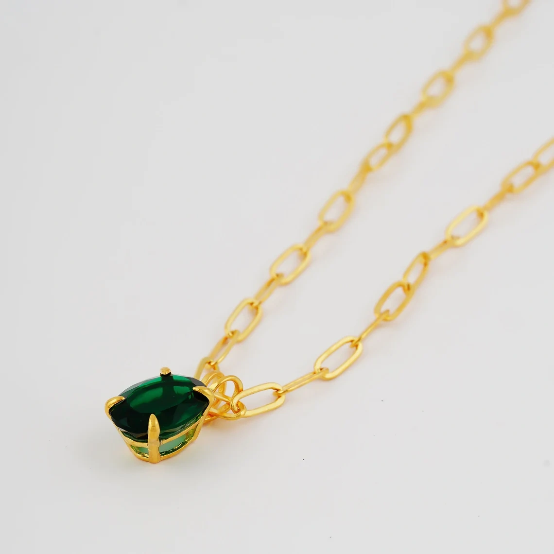 Green Gemstone Necklace-2