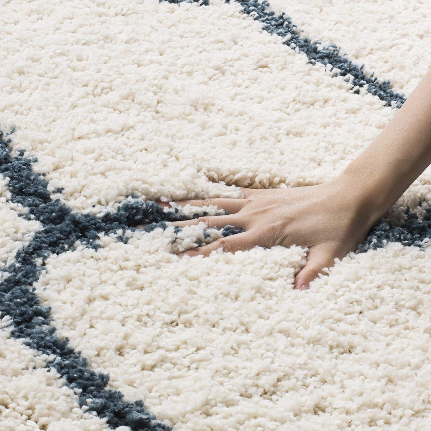 Double shade- Shaggy Carpets and Rugs- 2x5, 2x6, 3x5, 4x6, 5x7, 5x8, 6x9 Microfiber-1