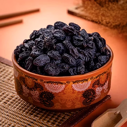 black raisins