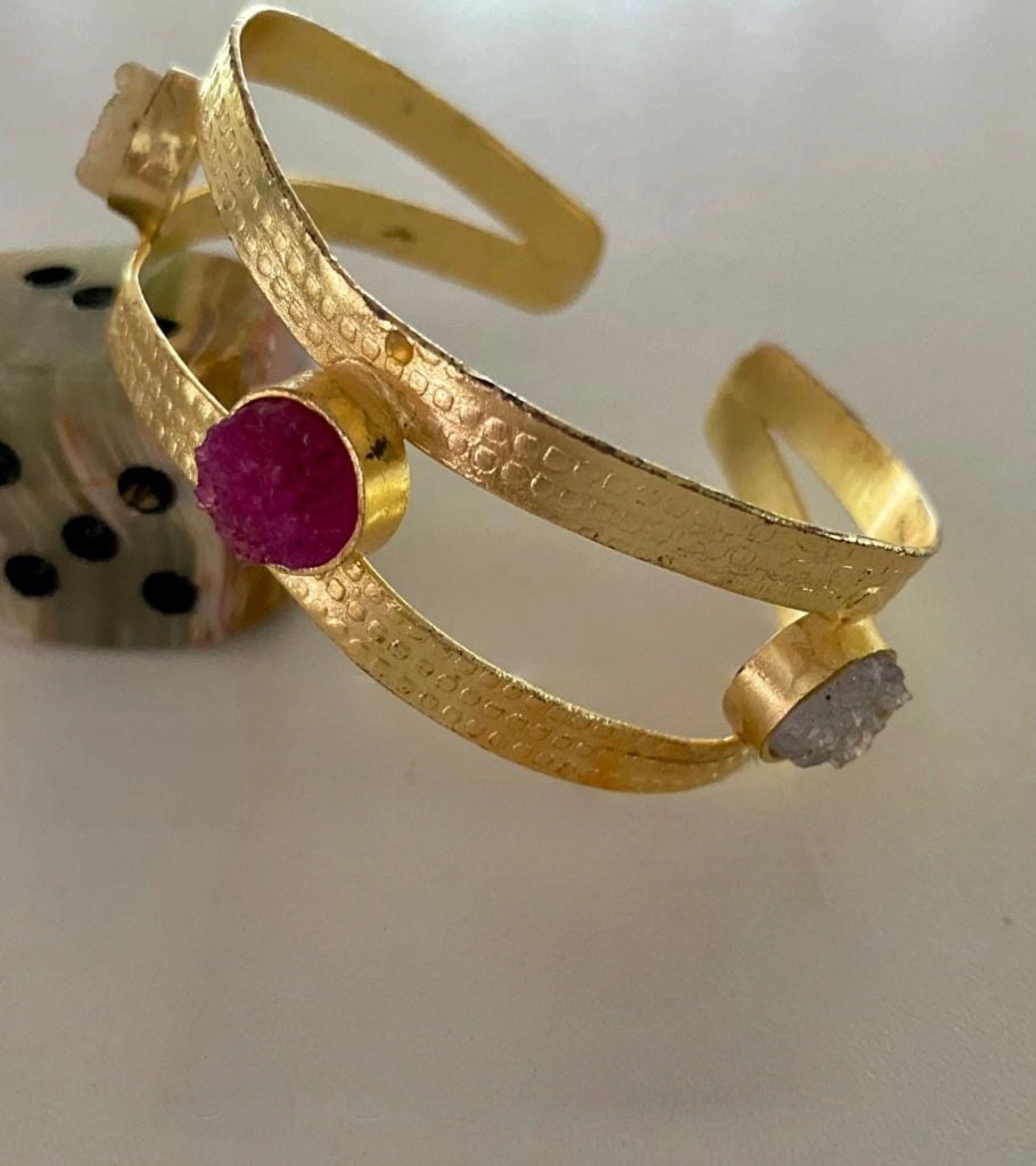 Gold Polish Bracelet Embedded With Semi-Precious Stone-BRACELETS-11110