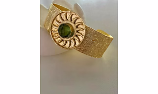 Gold Polish Bracelet Embedded With Semi-Precious Stone