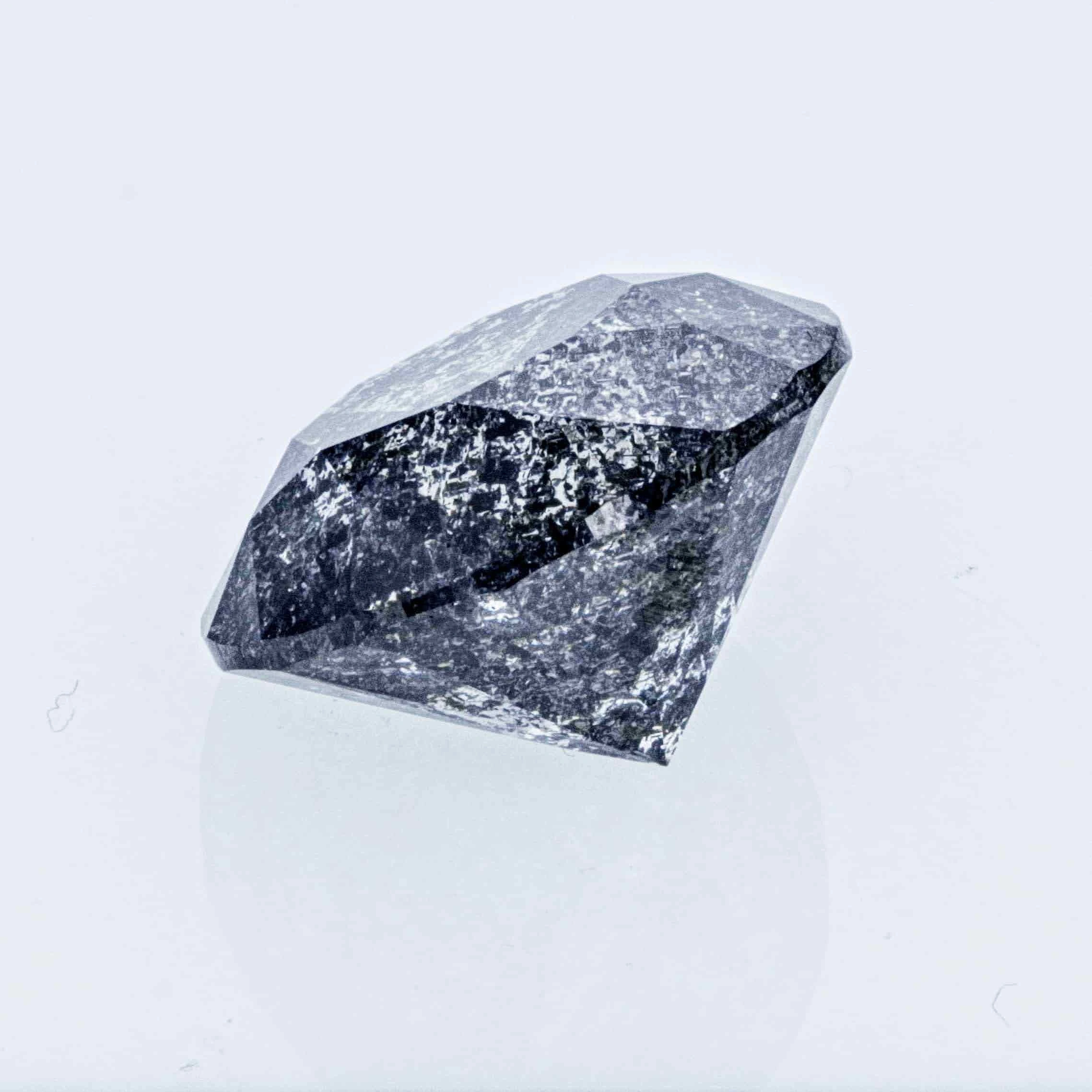 natural black diamond-12490492