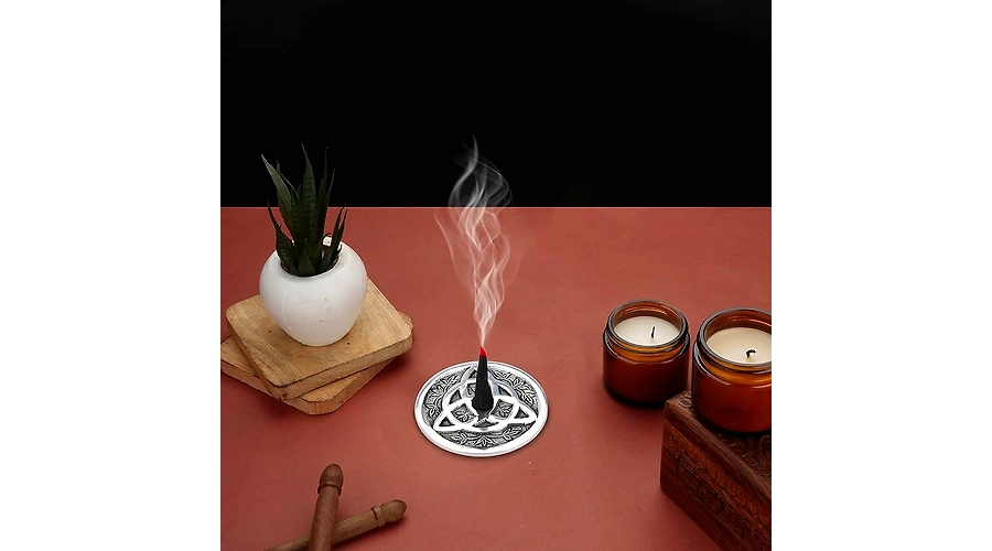 Incense Sticks and Perfumes: A Sensory Journey