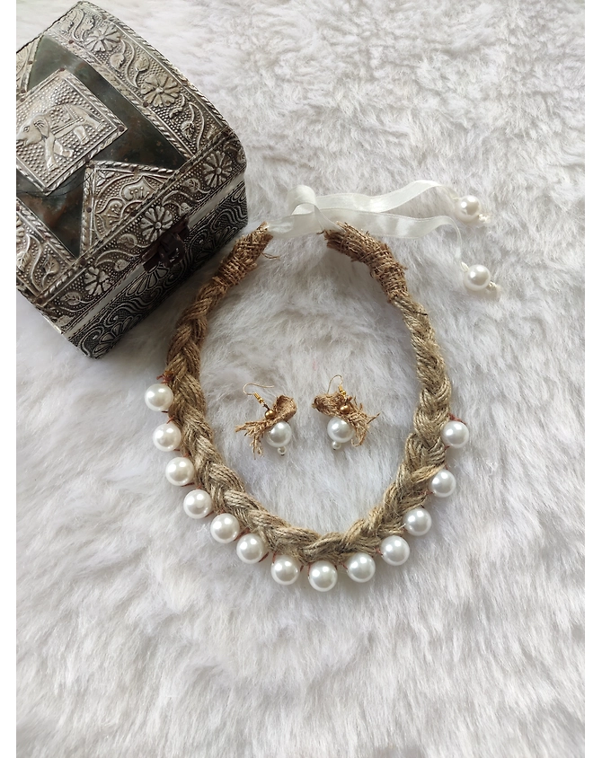 Jute jewellery set-12490587