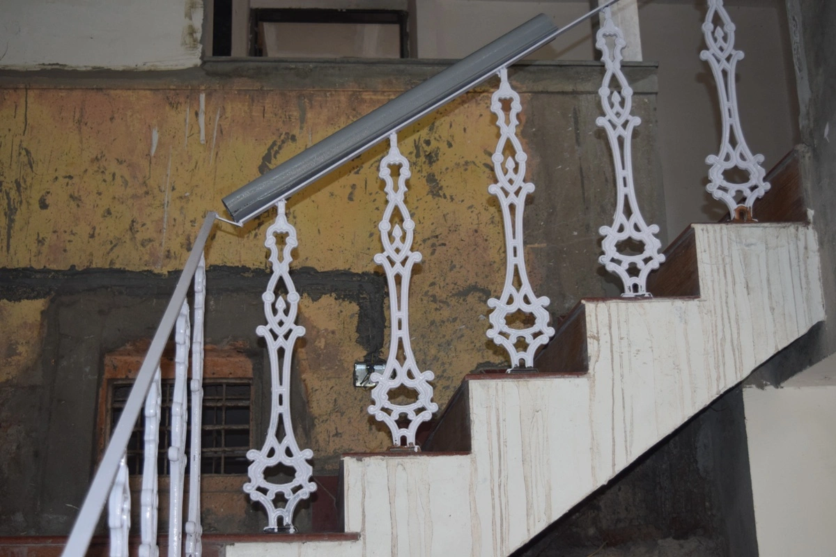 Cast Iron Baluster-4