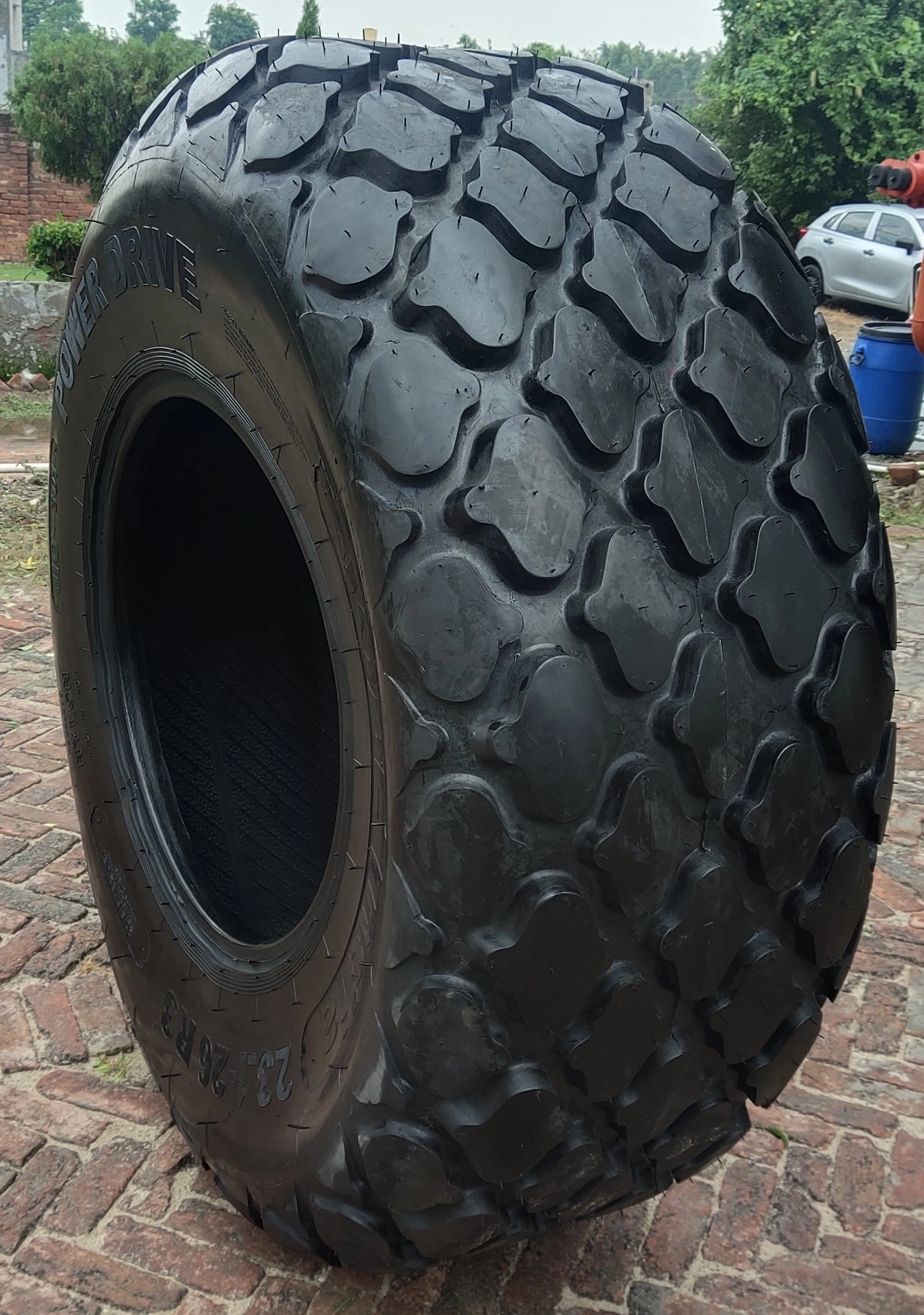 23.1-26 Tyre R3 Compactor Industrial Tyres : Heavy Machinery &amp; Mines-12501058