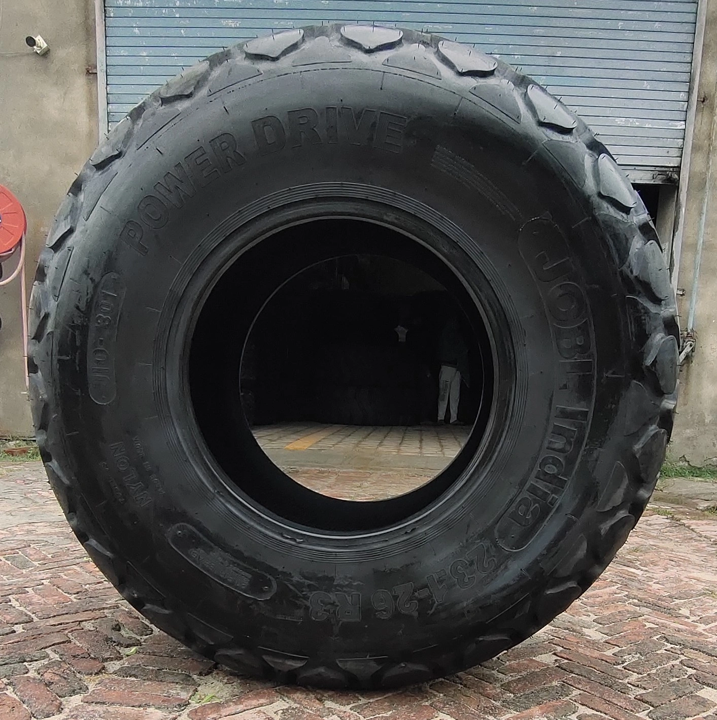 23.1-26 Tyre R3 Compactor Industrial Tyres : Heavy Machinery &amp; Mines-1