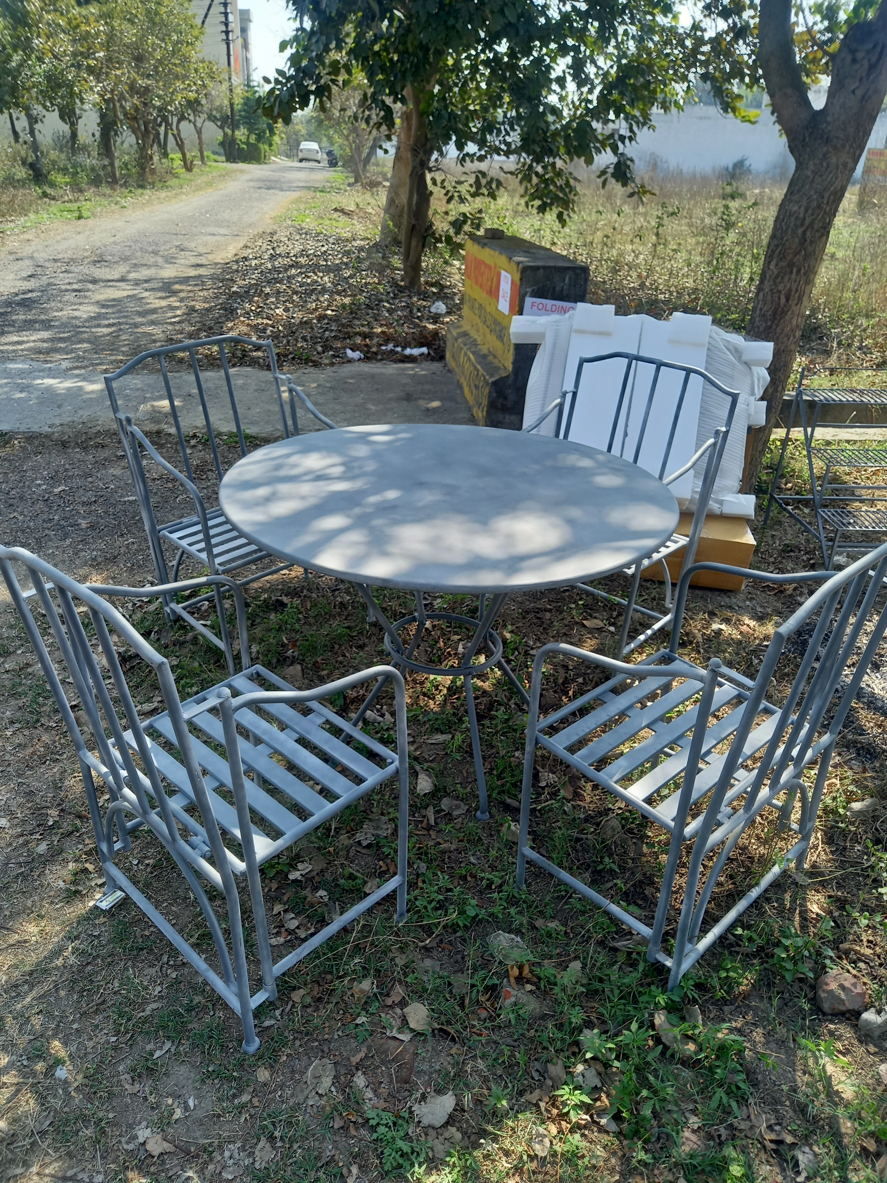 Ludlow Garden Chairs Foldable in Antique Grey White washed finish-3