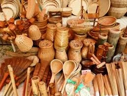 Wooden Handicrafts-12628402