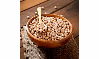 Kabuli Chana/White Chickpeas/Chole/Garbanzo Beans/Egyptian Beans