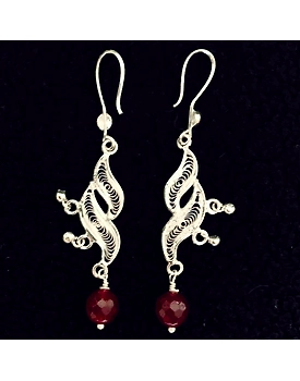 Seahorse - Silver Filigree Earring with beads