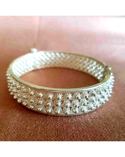 Night Jasmine chur - Silver filigree wide bangle-12665873