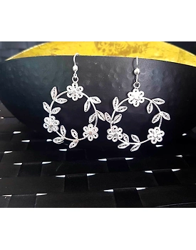 Laurels Galore - Silver Filigree earrings