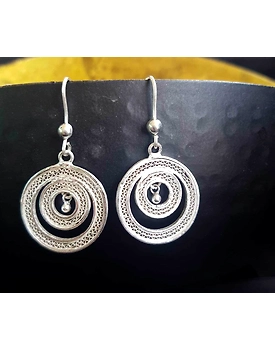 Lost in Circles - Silver Filigree earrings