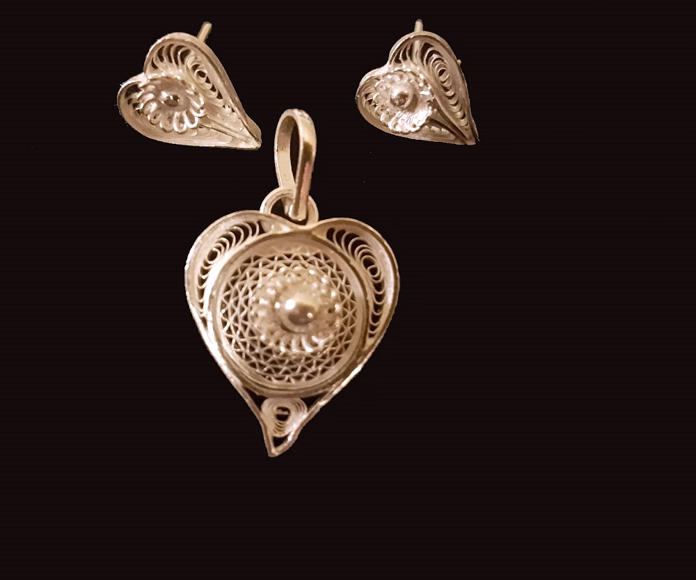 gonasika hearts desire - silver filigree pendant earring set