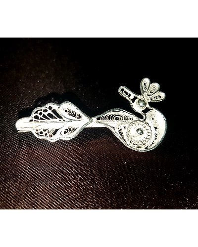 Peacock shaped Silver Filigree Brooch-1