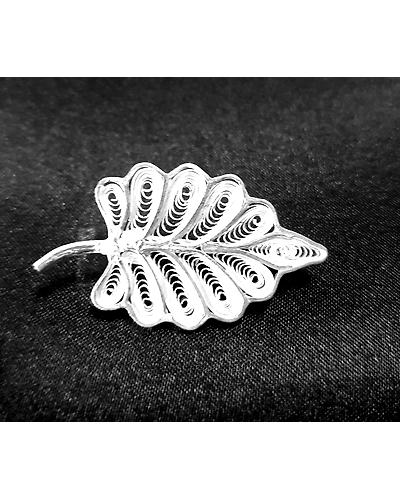 Leaf shaped Silver Filigree Brooch-1