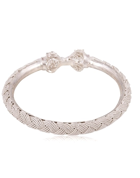 Venibala with makarmukhi - Silver Filigree Bangle
