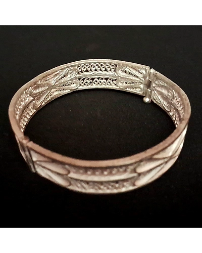 Malati Petals chur - Silver filigree wide bangle-2