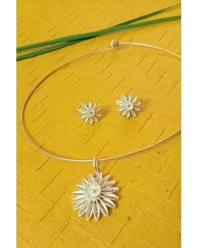 Silver Linings Gulshan Hasli Silver Filigree Necklace-12666187