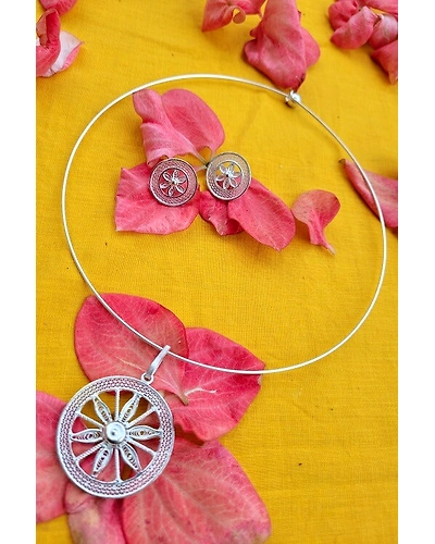 Silver Linings Chakra Hasli Silver Filigree Necklace-12666199