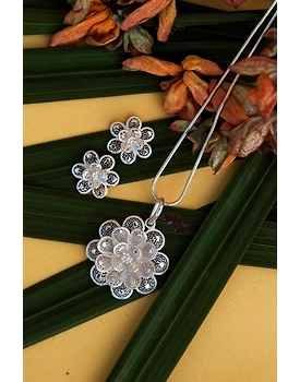 Silver Linings Floral Magic Silver Filigree Handmade Pendant Set