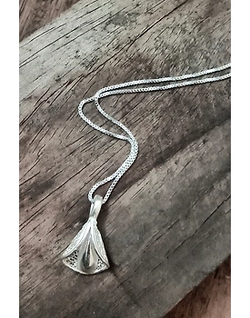 Silver Linings Pankhuri Silver Filigree Handmade Pendant and Chain