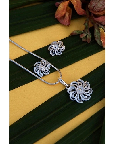 Silver Linings PinWheel Silver Filigree Handmade Pendant Set-12666321