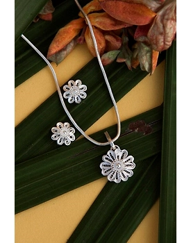 Silver Linings Classic Floral Silver Filigree Handmade Pendant Set