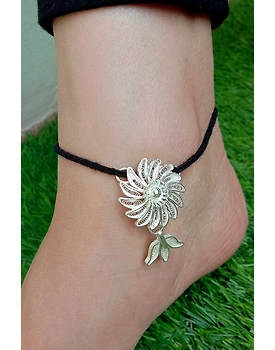 Silver Linings Chakri Silver Filigree Nazarbattu