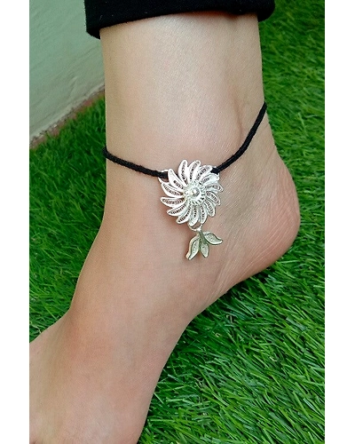 Silver Linings Chakri Silver Filigree Nazarbattu-2